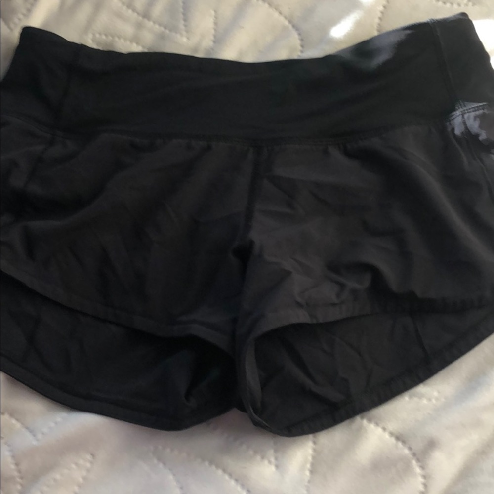 Black lululemon shorts!